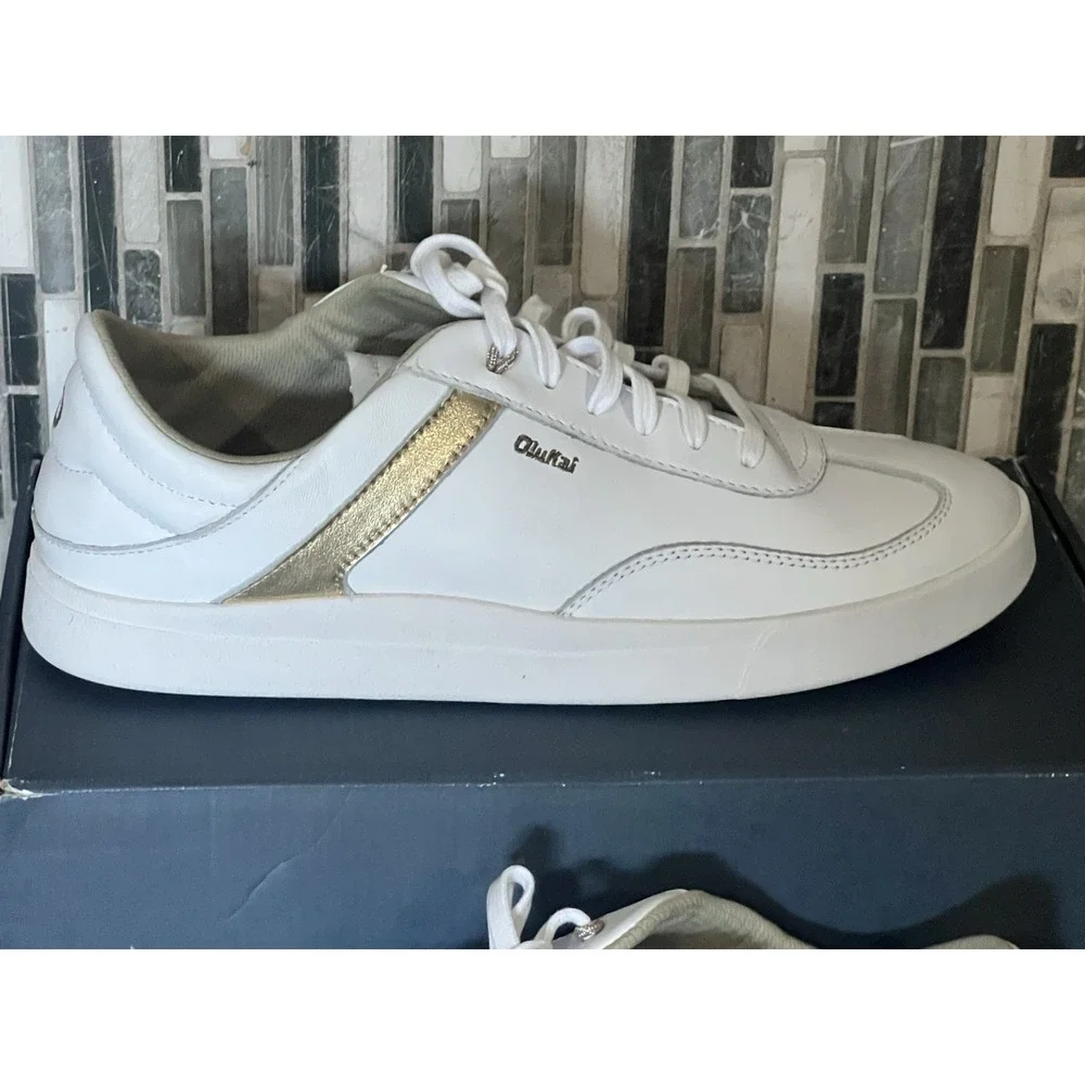 Olukai Haupu women's‎ Sneaker Boot White Gold Size 11